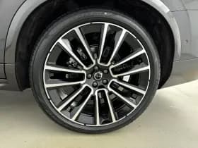 Volvo XC90 thumbnail 29