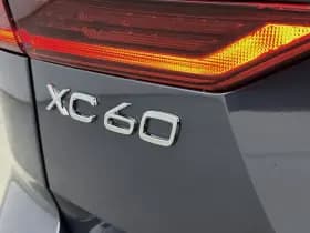 Volvo XC60 thumbnail 24