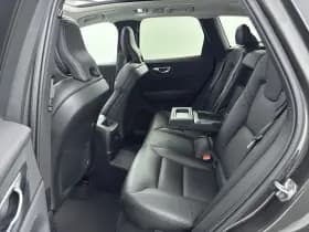 Volvo XC60 thumbnail 30