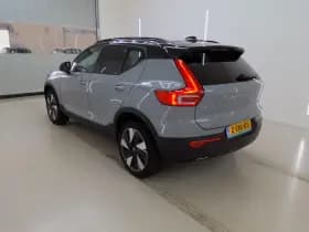 Volvo XC40 thumbnail 5
