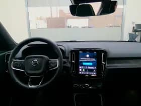 Volvo XC40 thumbnail 7