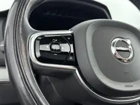 Volvo XC90 thumbnail 16