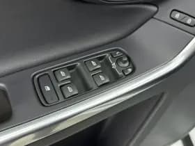Volvo XC60 thumbnail 31