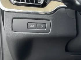 Volvo XC60 thumbnail 19