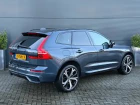 Volvo XC60 thumbnail 2
