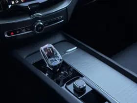 Volvo XC60 thumbnail 23