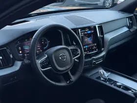 Volvo XC60 thumbnail 25
