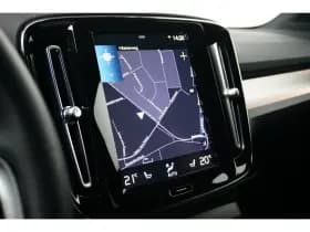 Volvo XC40 thumbnail 9