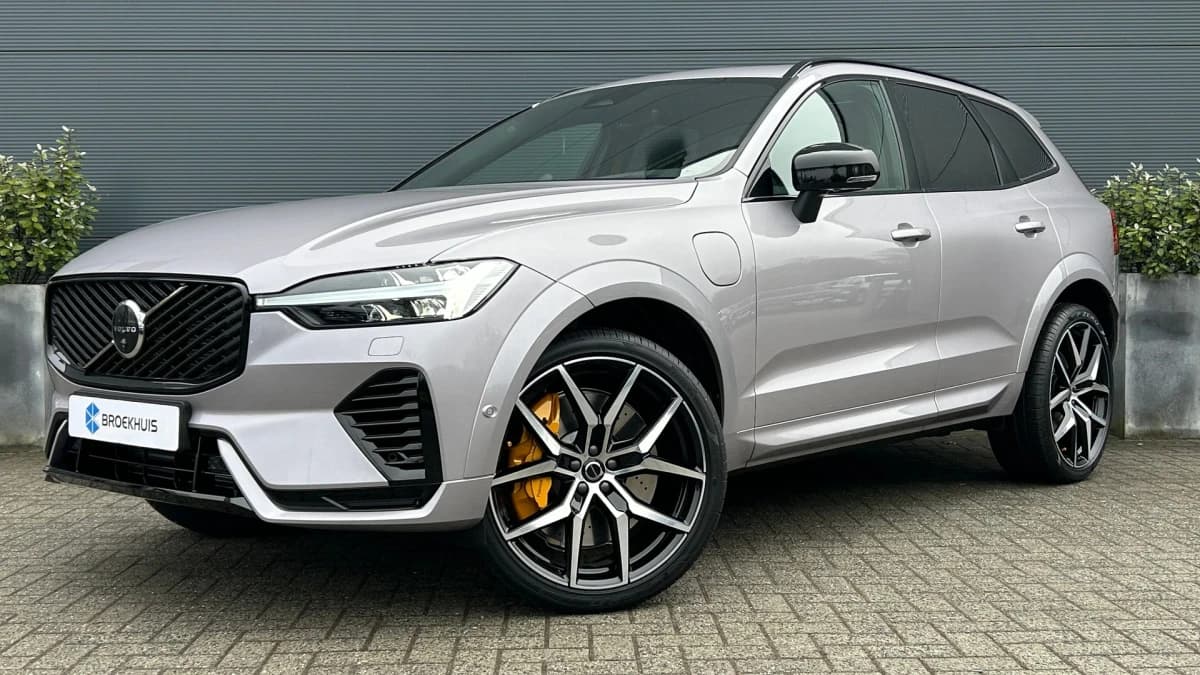 Volvo XC60 — foto 1