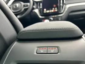Volvo XC60 thumbnail 24