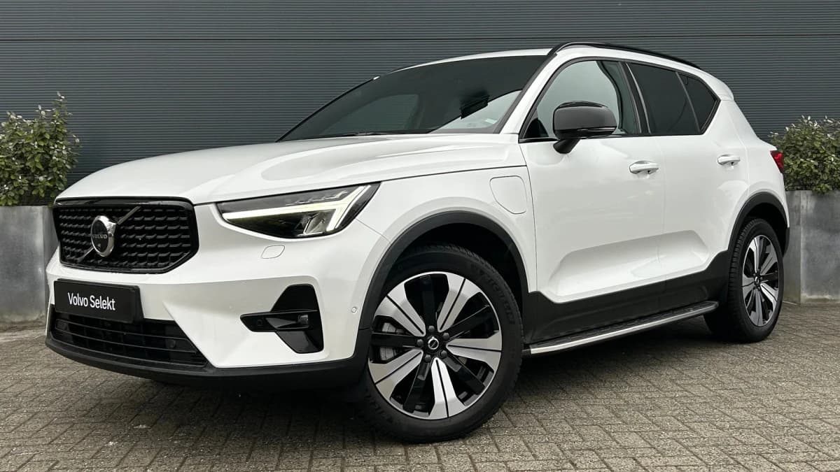 Volvo XC40 — foto 1