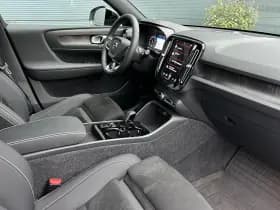 Volvo XC40 thumbnail 23