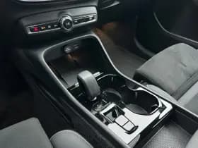 Volvo XC40 thumbnail 7