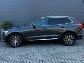 Volvo XC60 thumbnail 2