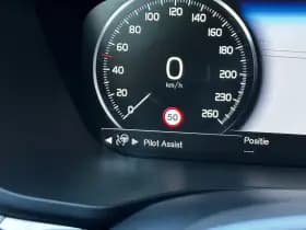 Volvo XC60 thumbnail 24