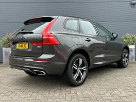 Volvo XC60 thumbnail 2