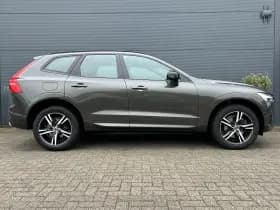Volvo XC60 thumbnail 3