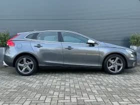 Volvo V40 thumbnail 3