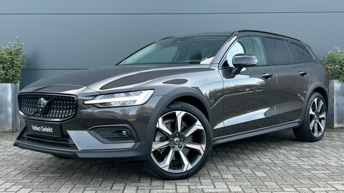 Volvo V60 — foto 1