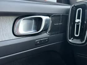 Volvo XC40 thumbnail 11