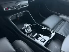 Volvo XC40 thumbnail 8