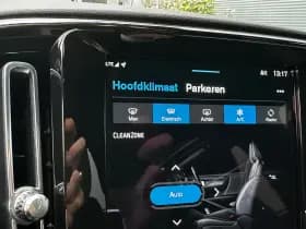 Volvo XC40 thumbnail 22