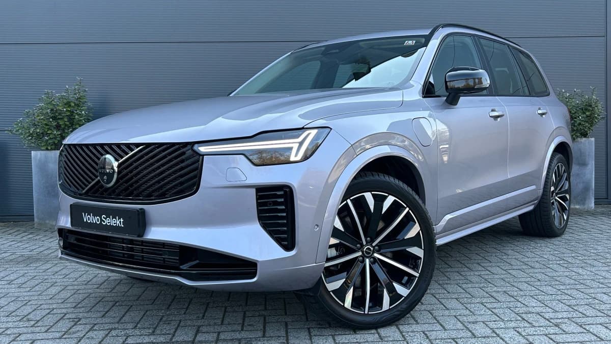Volvo XC90 — foto 1