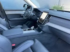 Volvo XC90 thumbnail 30