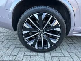 Volvo XC90 thumbnail 4