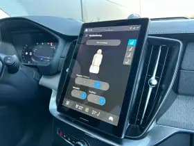Volvo XC90 thumbnail 37