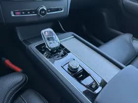 Volvo XC90 thumbnail 7