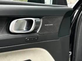 Volvo XC40 thumbnail 7