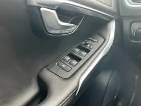 Volvo V40 thumbnail 11