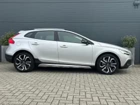Volvo V40 thumbnail 3