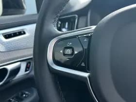 Volvo XC90 thumbnail 16