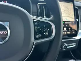 Volvo XC90 thumbnail 17