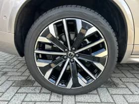Volvo XC90 thumbnail 4