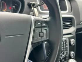 Volvo V40 thumbnail 12