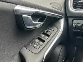 Volvo V40 thumbnail 8