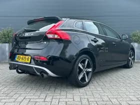 Volvo V40 thumbnail 2