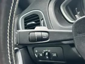 Volvo V40 thumbnail 13