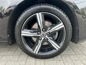 Volvo V40 thumbnail 4