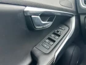 Volvo V40 thumbnail 7