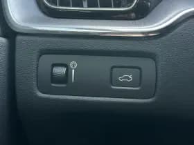 Volvo XC60 thumbnail 9