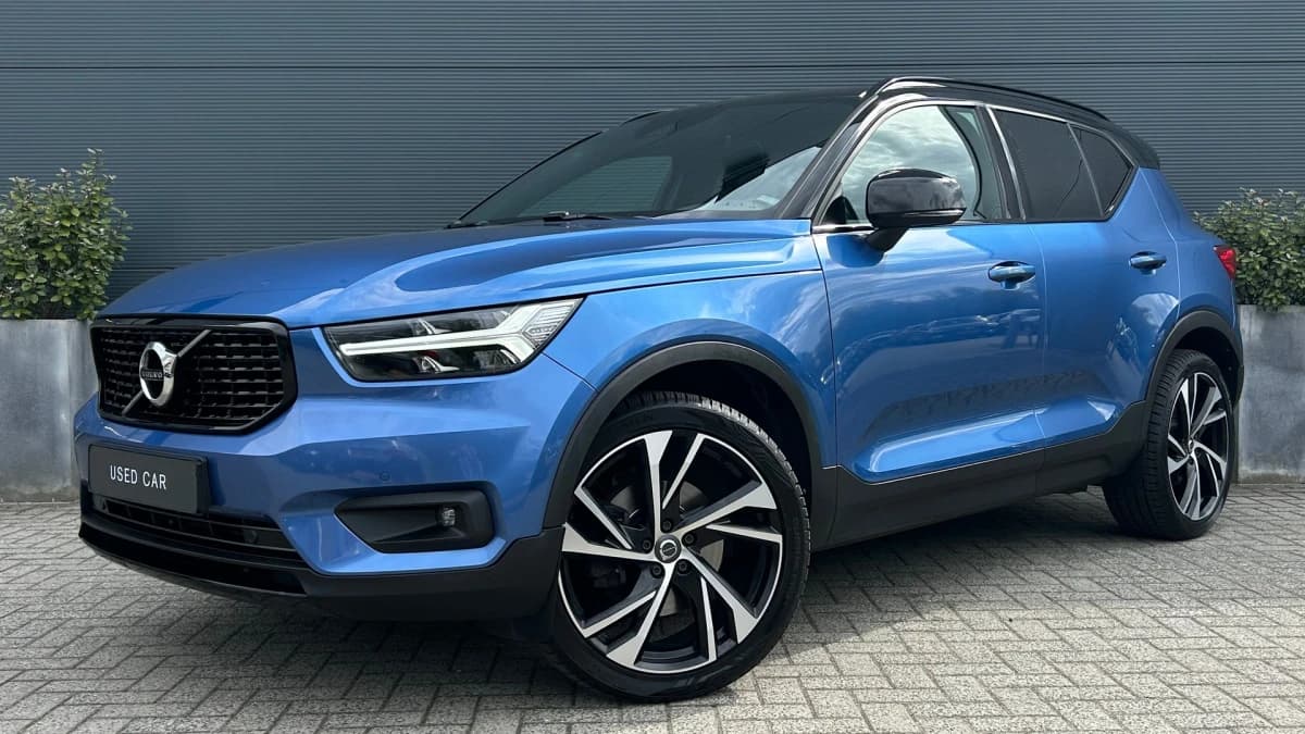 Volvo XC40 — foto 1