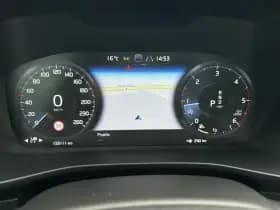 Volvo XC40 thumbnail 14