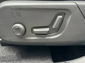 Volvo XC40 thumbnail 9
