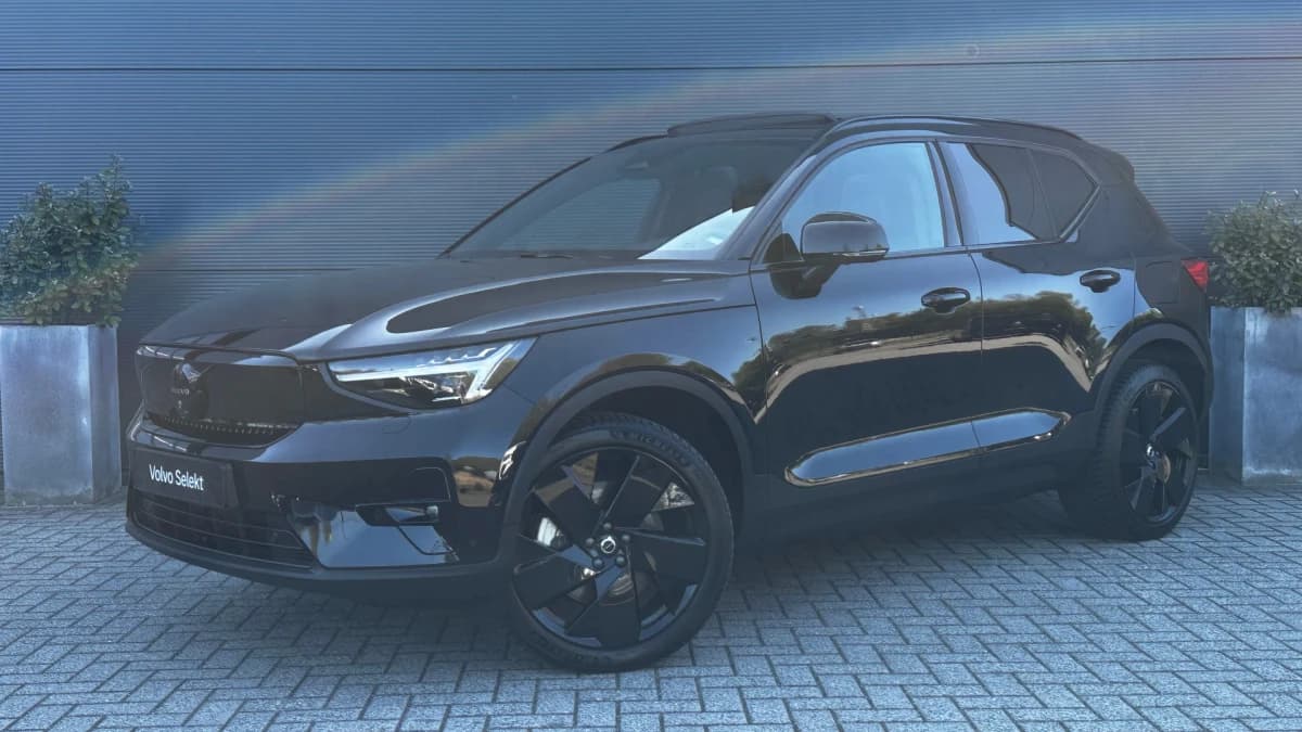 Volvo XC40 — foto 1
