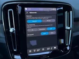 Volvo XC40 thumbnail 25