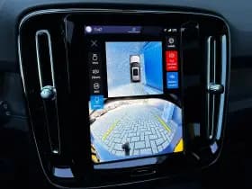 Volvo XC40 thumbnail 9